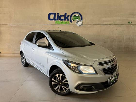 CHEVROLET ONIX 1.4 MPFI LTZ 8V FLEX 4P AUTOMÁTICO CHEVROLET ONIX 1.4 MPFI LTZ 8V FLEX 4P AUTOMÁTICO